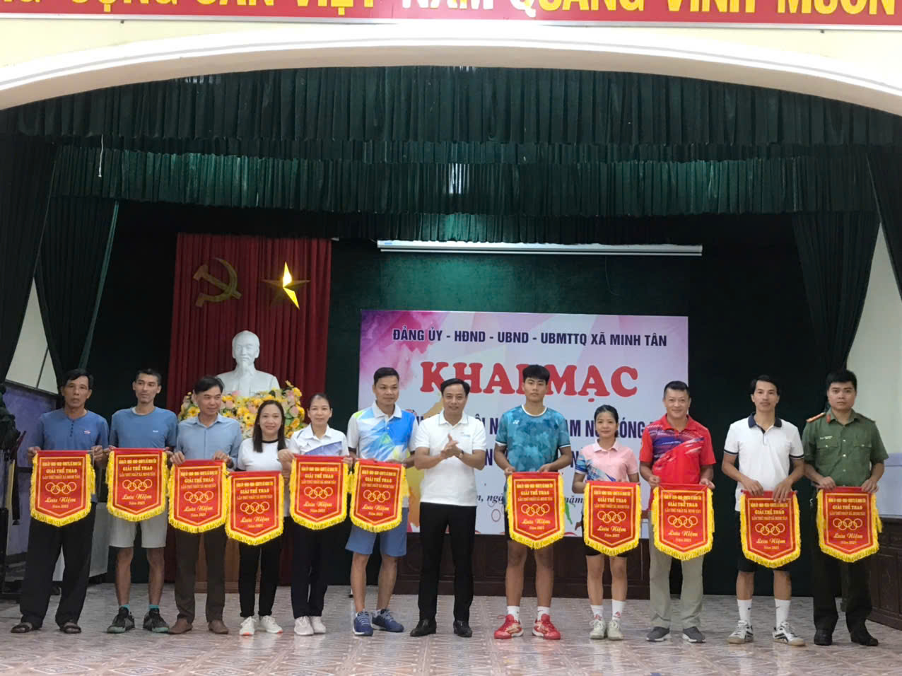 Xã Minh Tân tổ chức giải thể thao chào mừng 80 năm Cách mạng Tháng Tám thành công và Quốc khánh 2/9